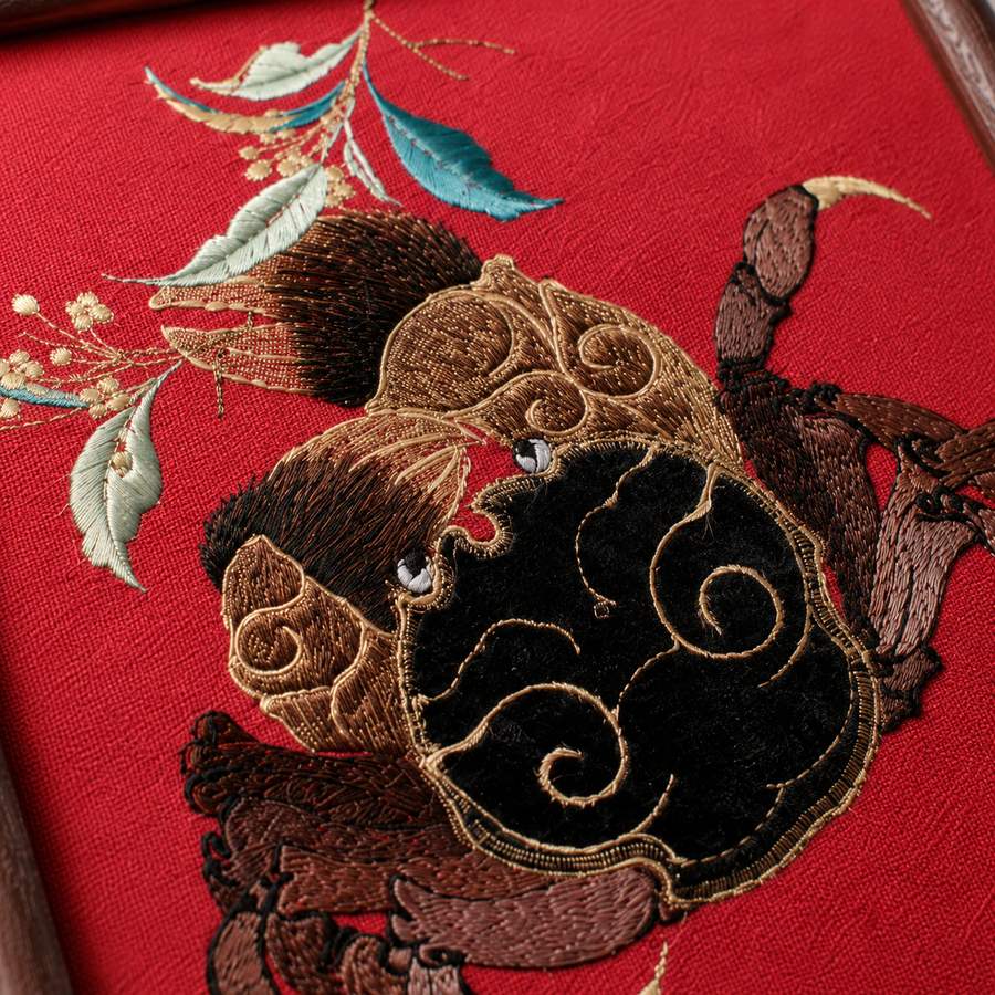 Heritage Embroidered Ornament #ypzx-003-10 detail 4