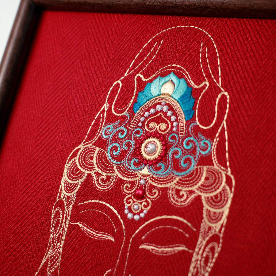 Heritage Embroidered Ornament #ypzx-004-10 detail 4