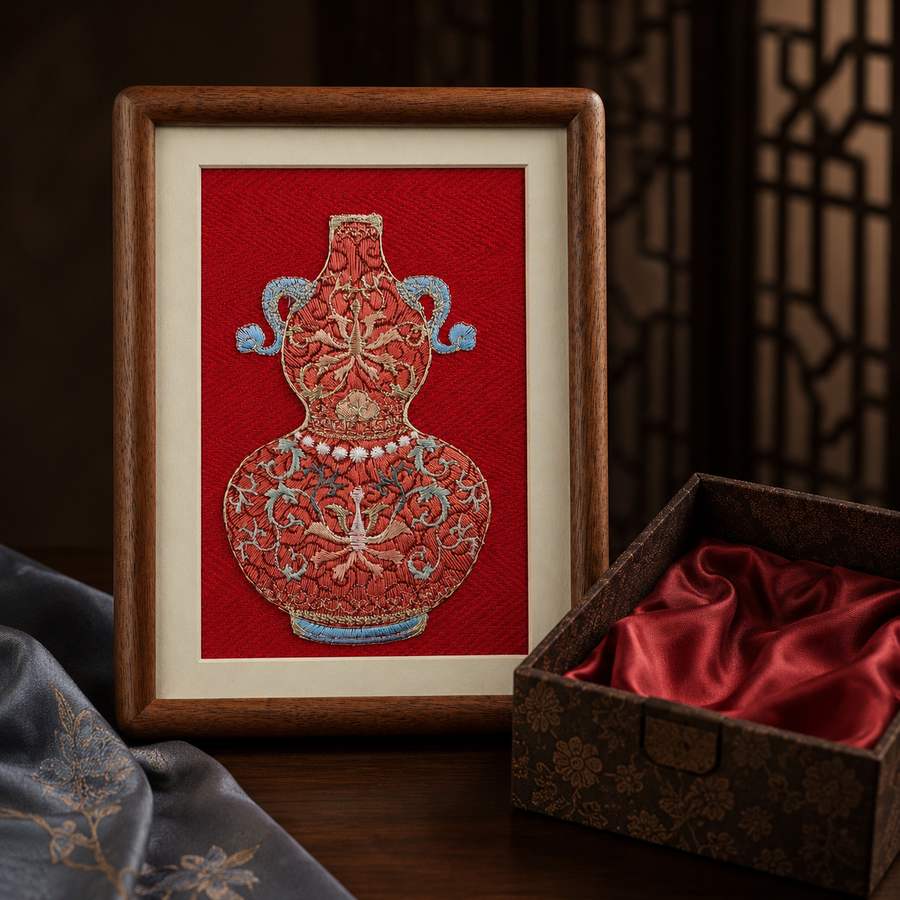 Heritage Embroidered Ornament #ypzx-005-8 detail 5