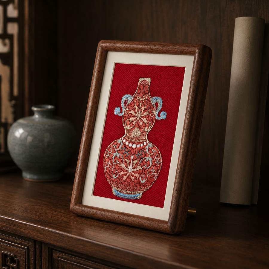 Heritage Embroidered Ornament #ypzx-005-8 detail 6