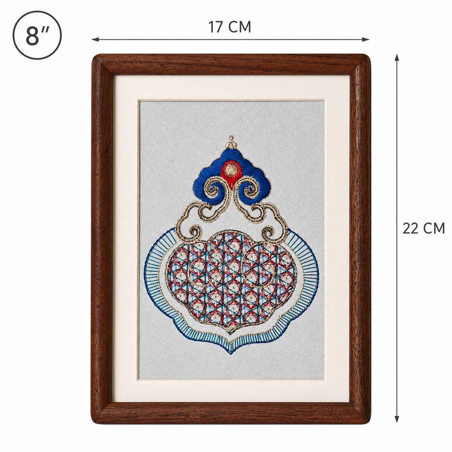 Heritage Embroidered Ornament #ypzx-009-8 detail 2