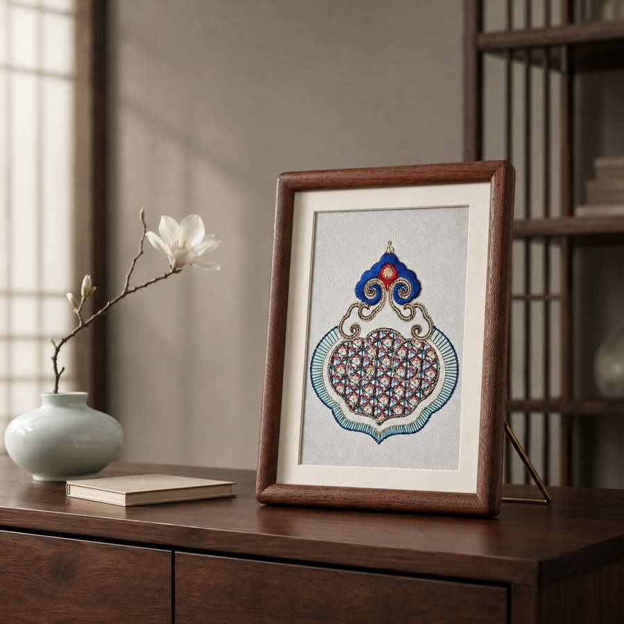 Heritage Embroidered Ornament #ypzx-009-8 detail 3