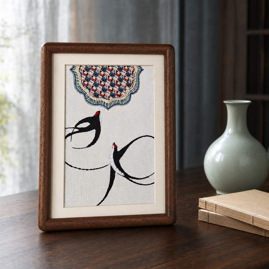Heritage Embroidered Ornament #ypzx-010-8 detail 3