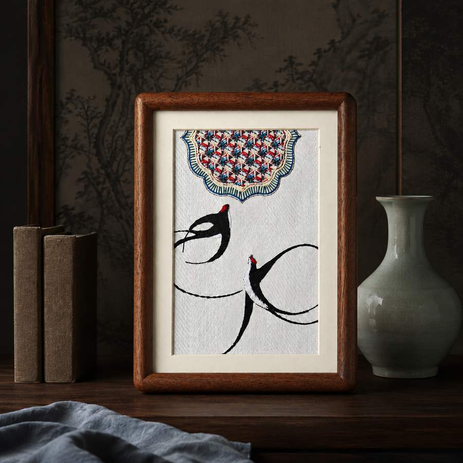 Heritage Embroidered Ornament #ypzx-010-8 detail 6