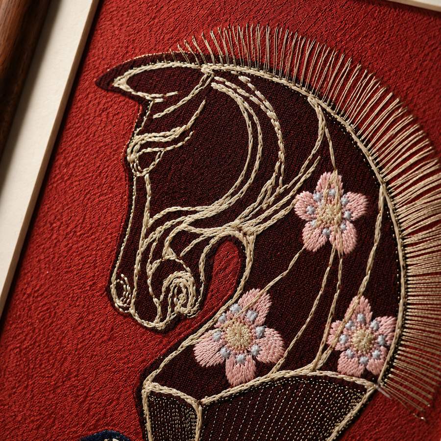 Heritage Embroidered Ornament #ypzx-011-8 detail 4