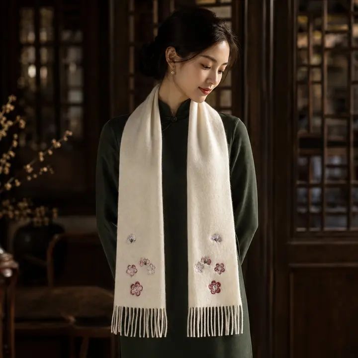 Embroidered Silk Accessory #qixiu-ypqx-001
