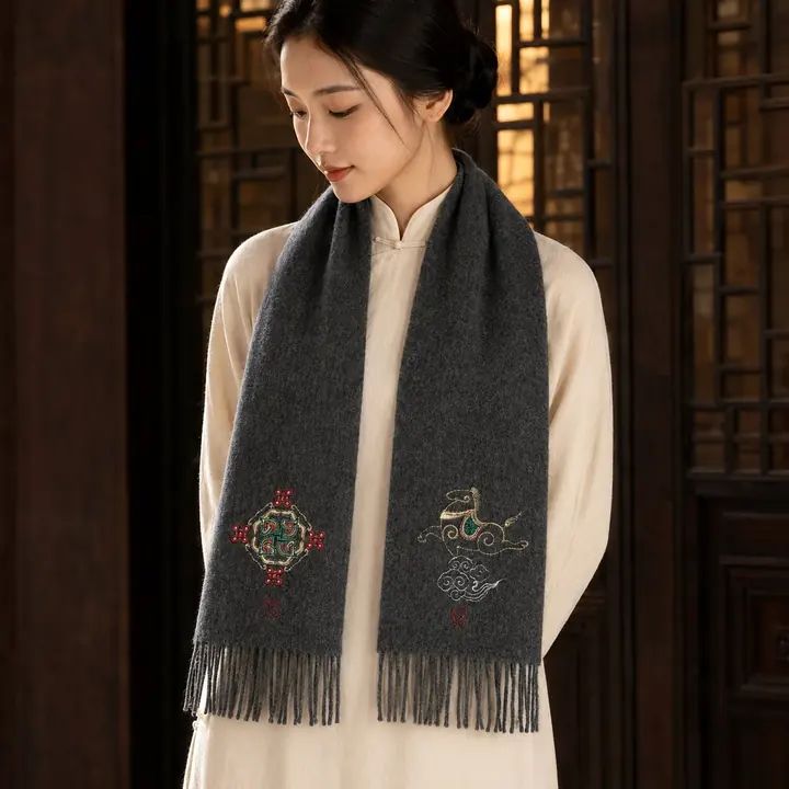 Embroidered Silk Accessory #qixiu-ypqx-015