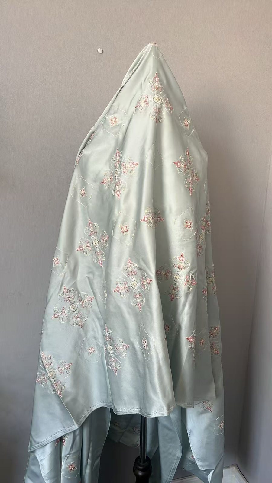 YIPIN Embroidered Fabric YPML-004 detail 3