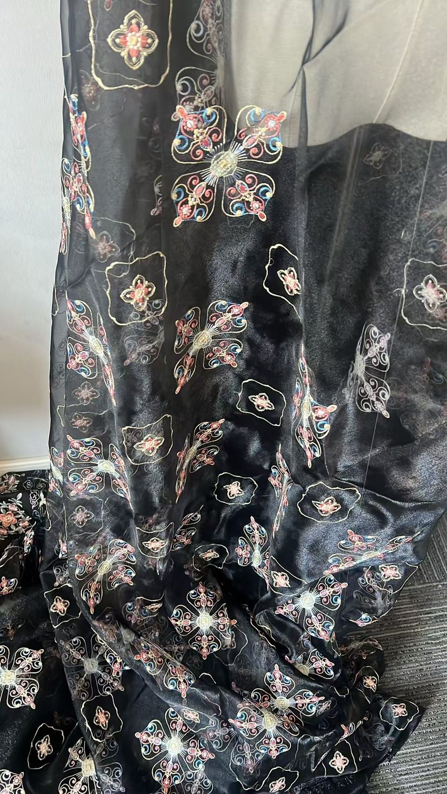 YIPIN Embroidered Fabric YPML-006 detail 2