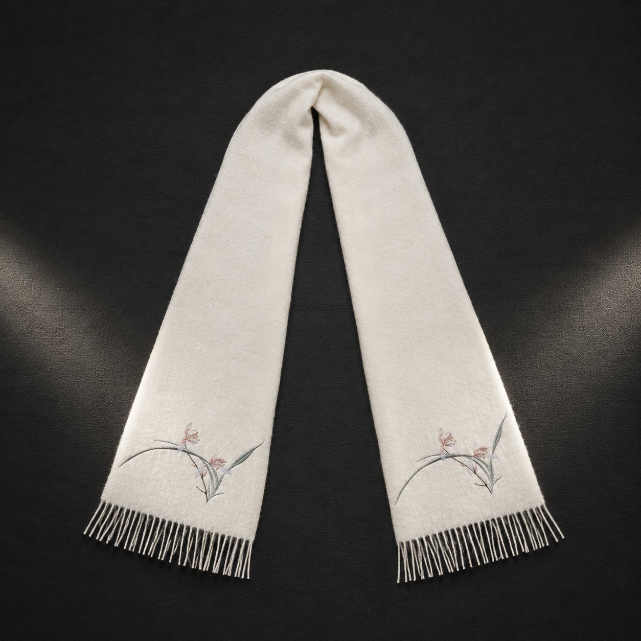 Embroidered Silk Accessory #qixiu-ypqx-002 detail 5
