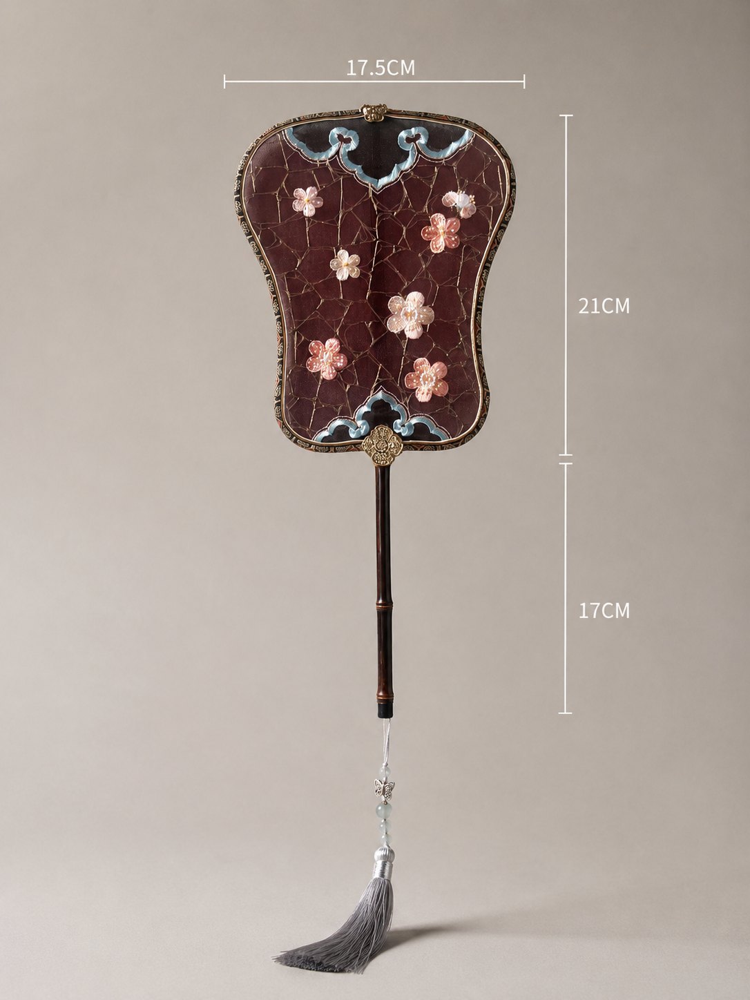 YIPIN Fine Fan | YPLS-002 | Ice-Crack Plum Plantain Fan detail 2