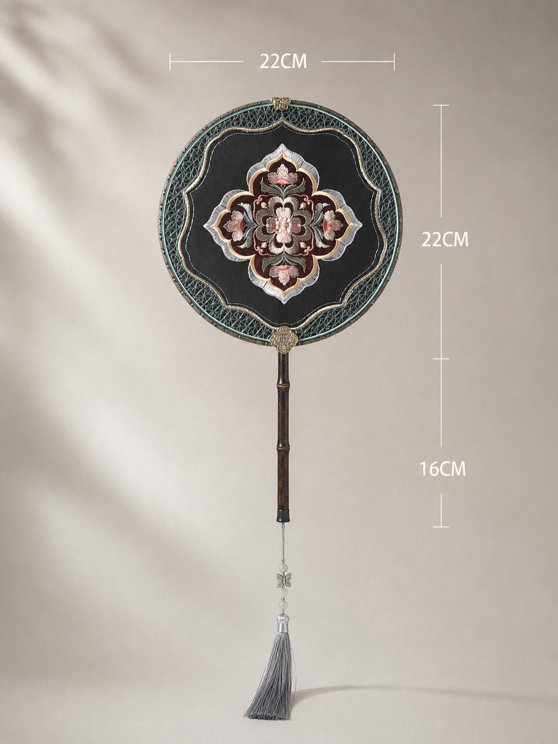 YIPIN Fine Fan | YPLS-003 | Dunhuang Tang Rosette Fan detail 2