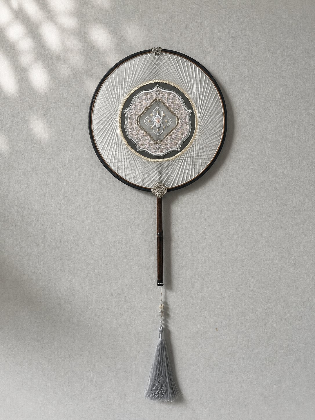 YIPIN Fine Fan | YPLS-005 | Moonlit Luo Silk Fan