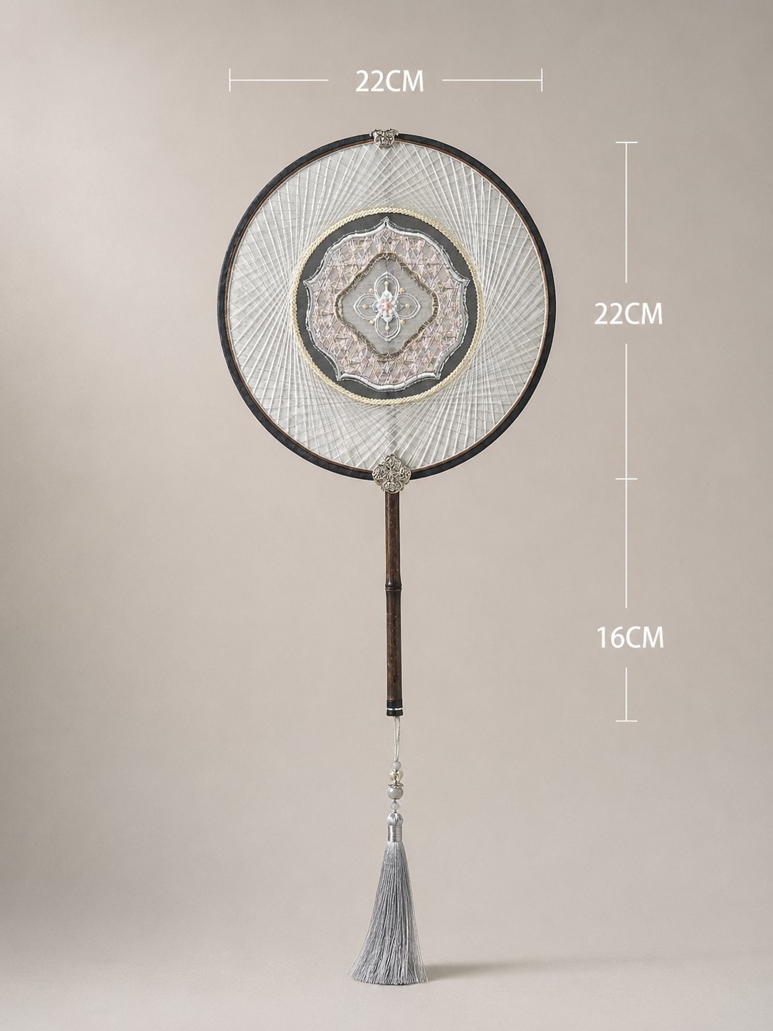 YIPIN Fine Fan | YPLS-005 | Moonlit Luo Silk Fan detail 2