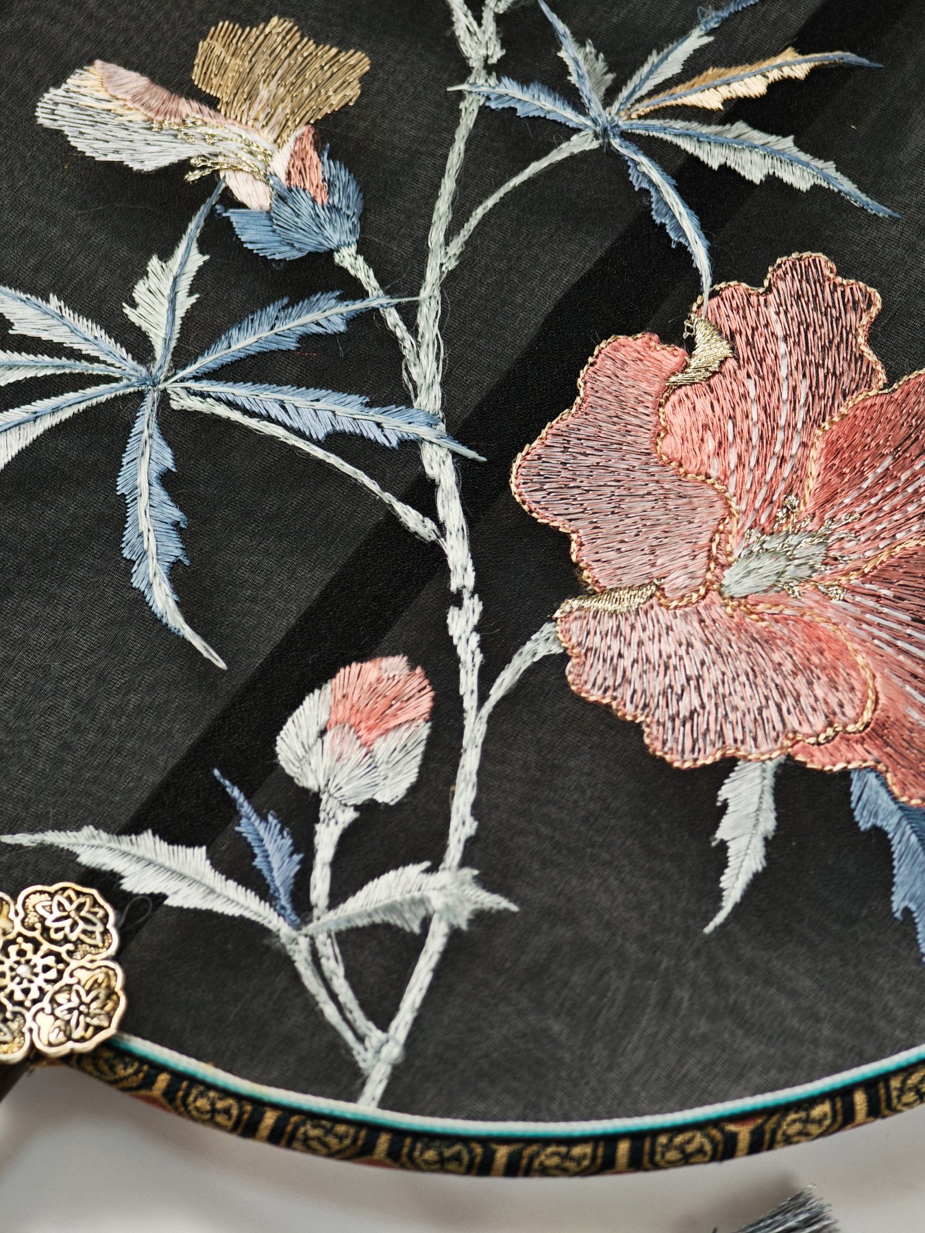 YIPIN Fine Fan | YPLS-006 | Pine Rhythm Hollyhock Fan detail 5