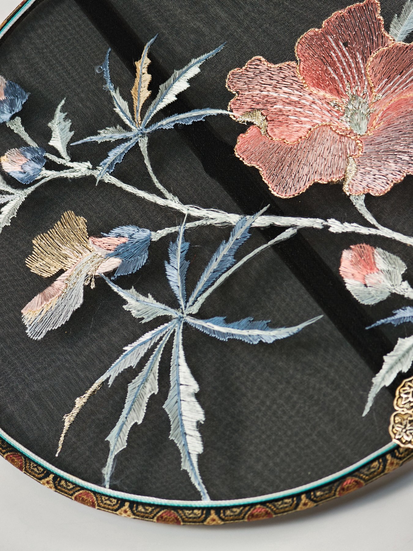 YIPIN Fine Fan | YPLS-006 | Pine Rhythm Hollyhock Fan detail 6