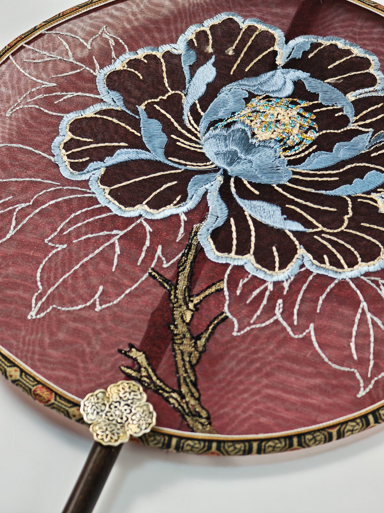 YIPIN Fine Fan | YPLS-009 | Peony Wedding Fan detail 3