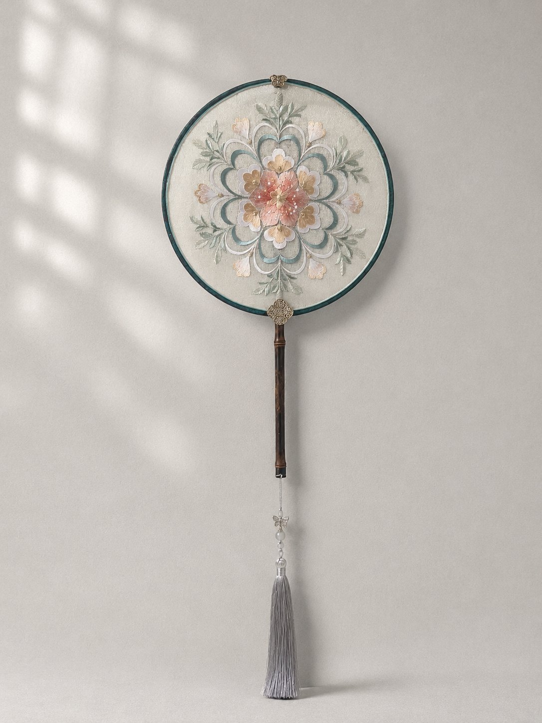 YIPIN Fine Fan | YPLS-012 | Dunhuang Baoxiang Floral Fan