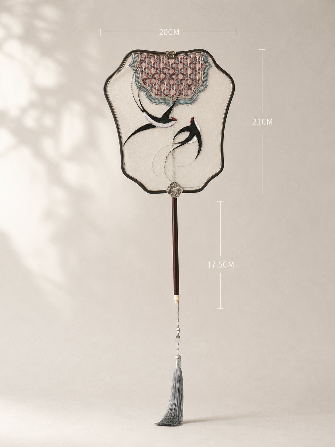 YIPIN Fine Fan | YPLS-013 | Returning Swallows Fan detail 2