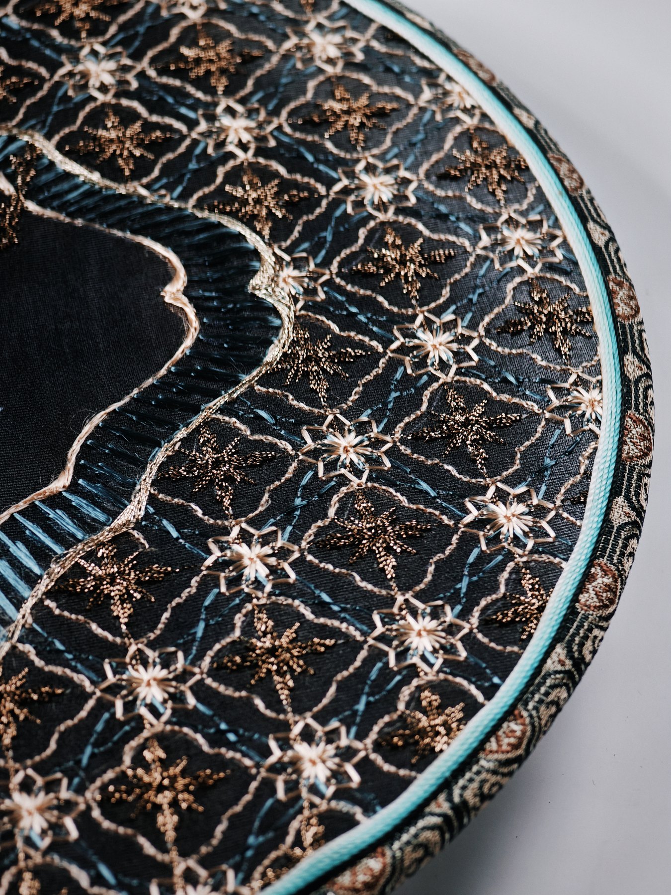 YIPIN Fine Fan | YPLS-023 | Camellia Blossom Fan detail 6
