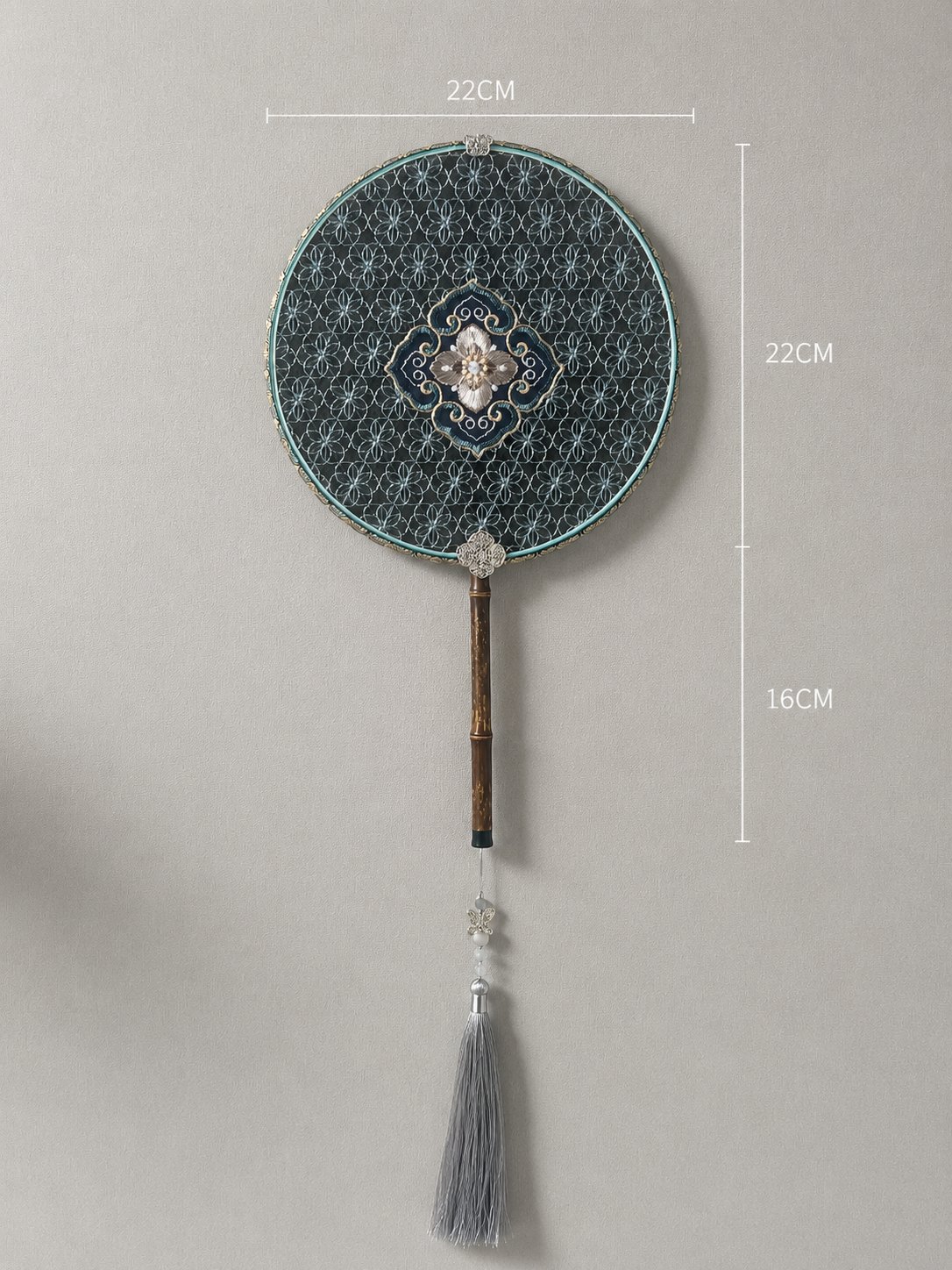 YIPIN Fine Fan | YPLS-027 | Star-Lotus Brocade Fan detail 2